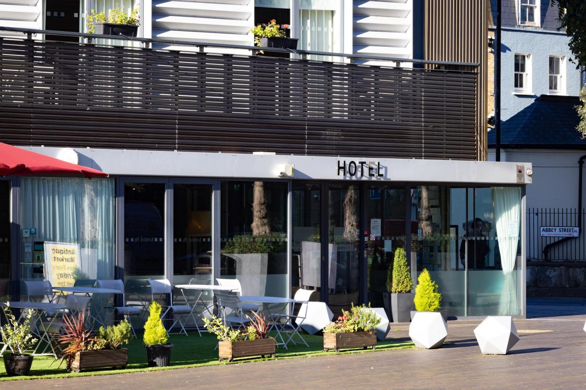 Bermondsey Square Hotel - A Bespoke Hotel London Exterior photo