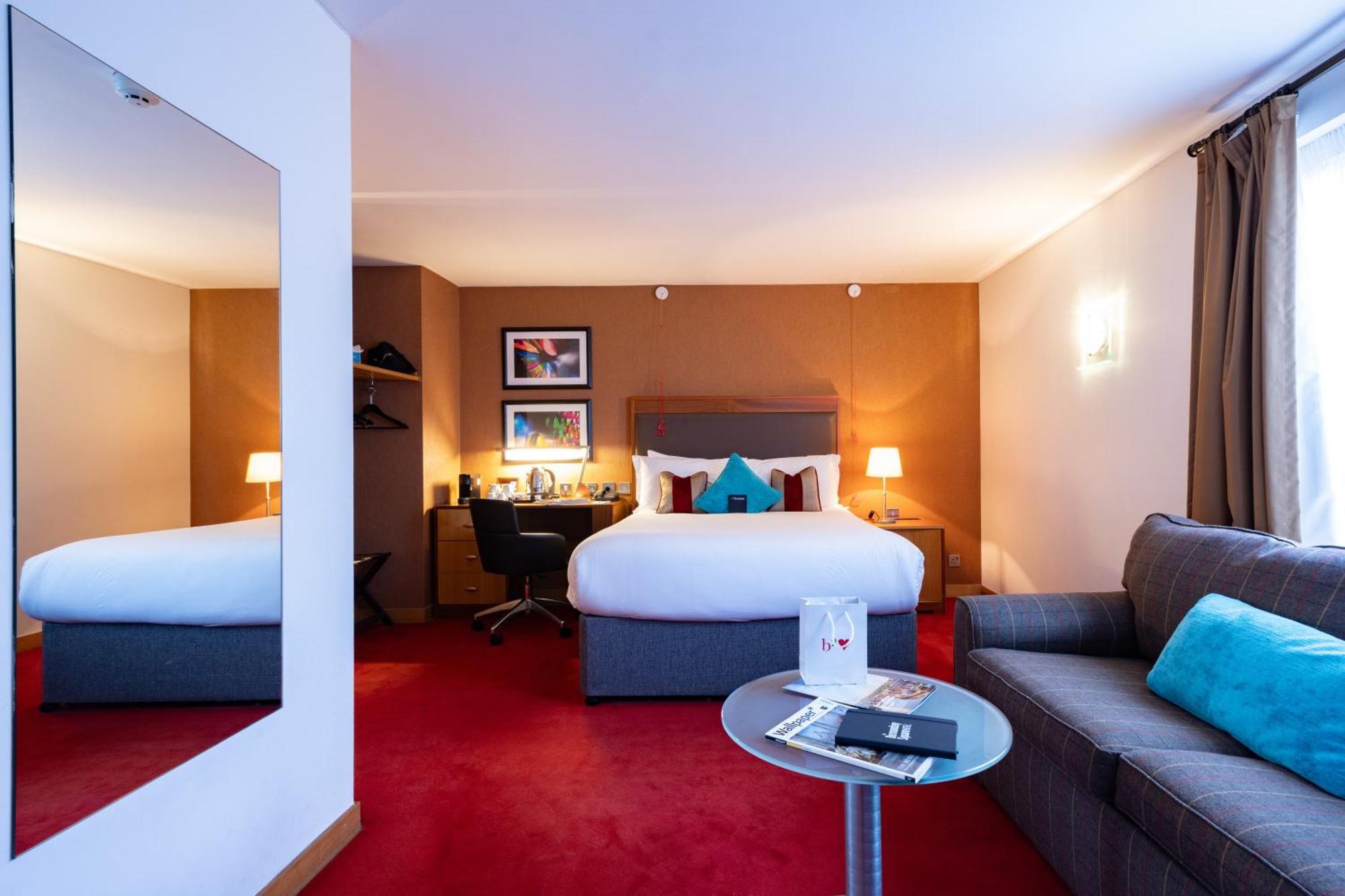 Bermondsey Square Hotel - A Bespoke Hotel London Exterior photo